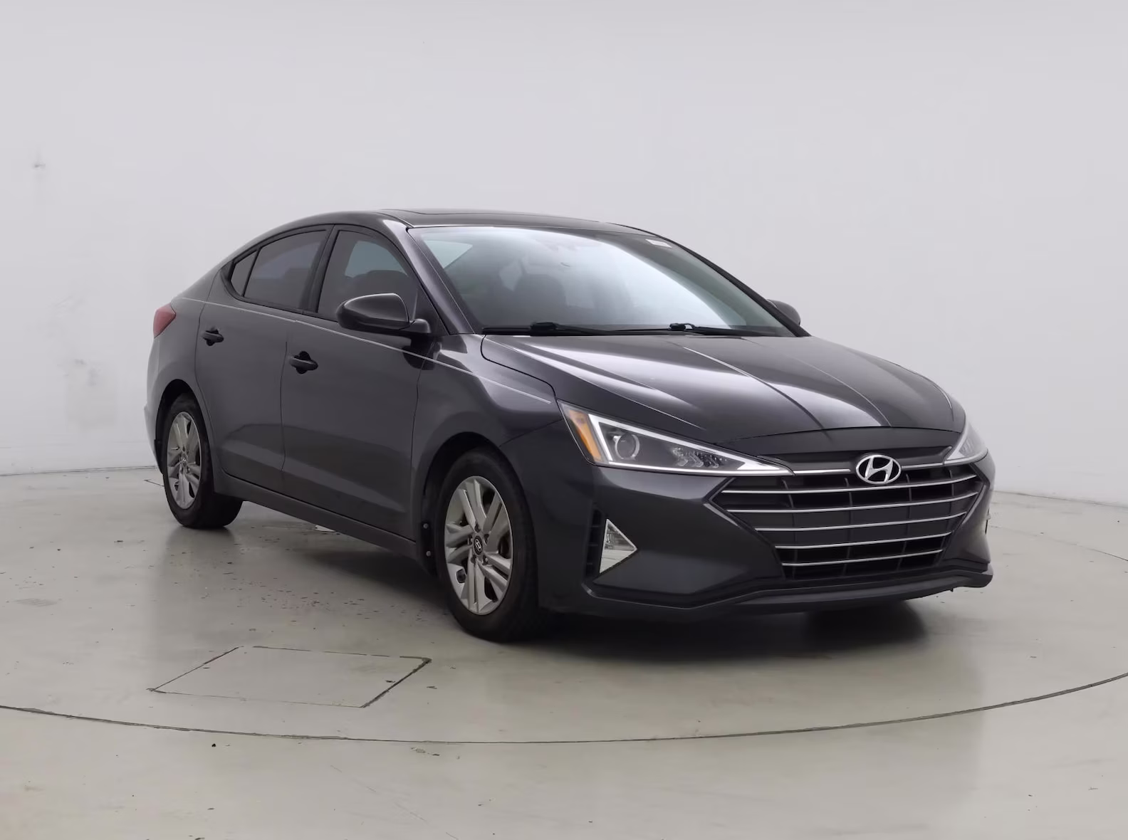 Elantra - Image 4