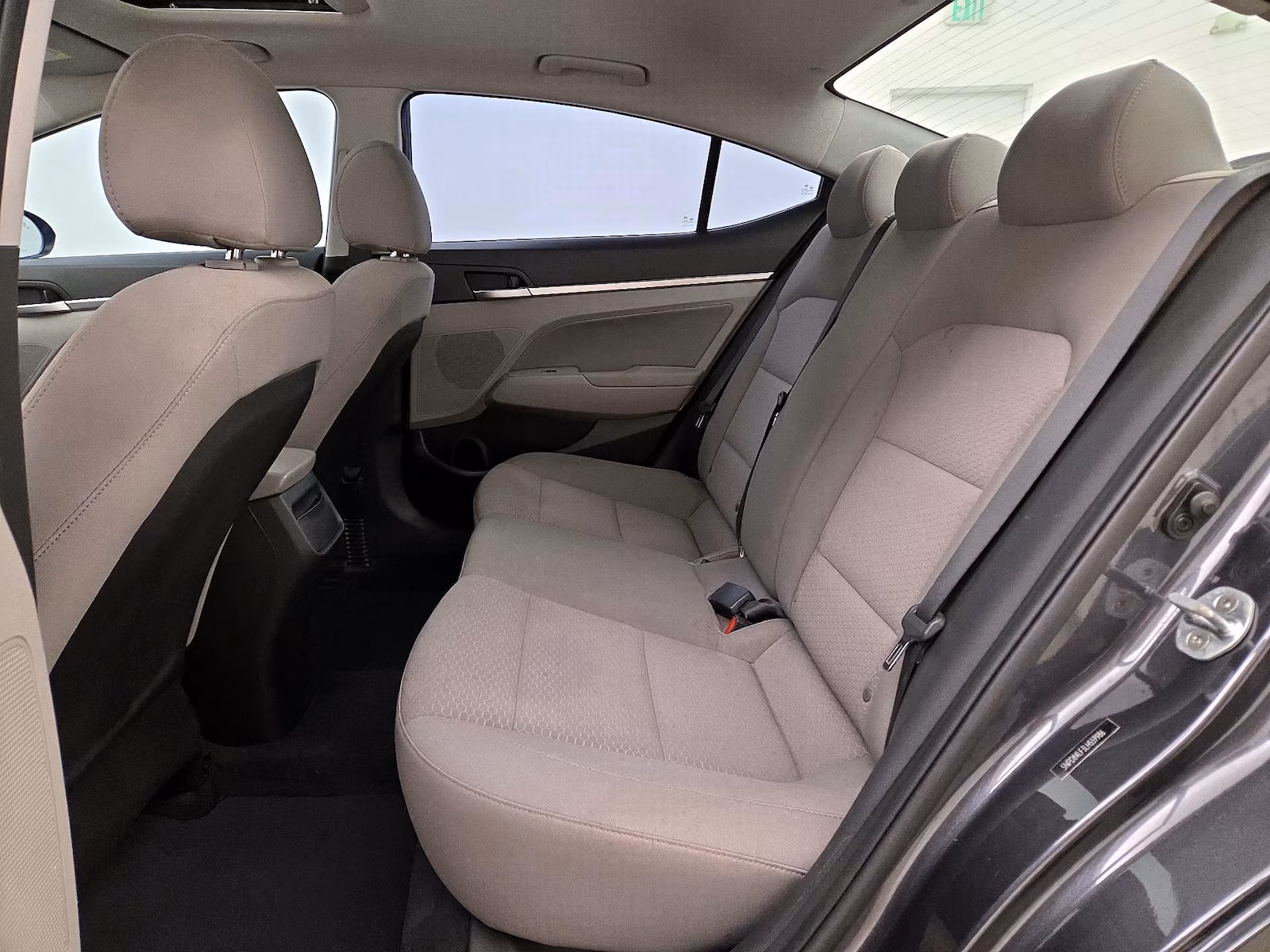 Elantra - Image 7