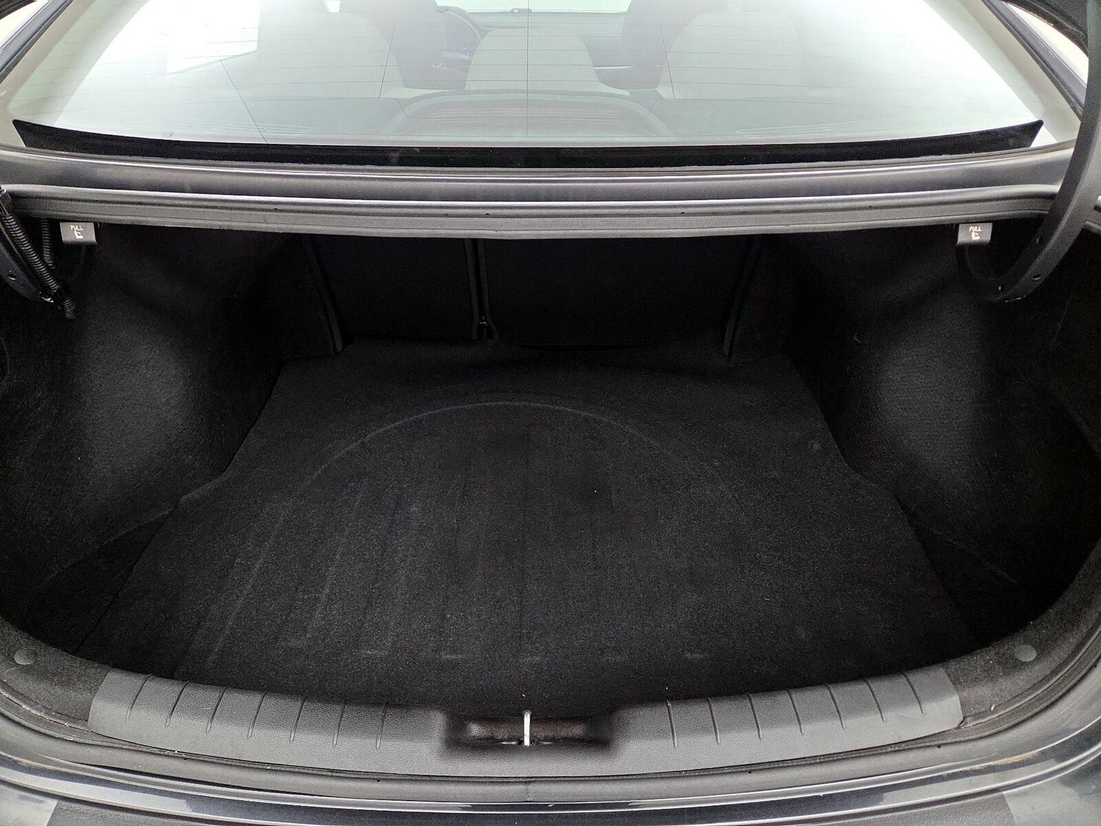 Elantra - Image 11