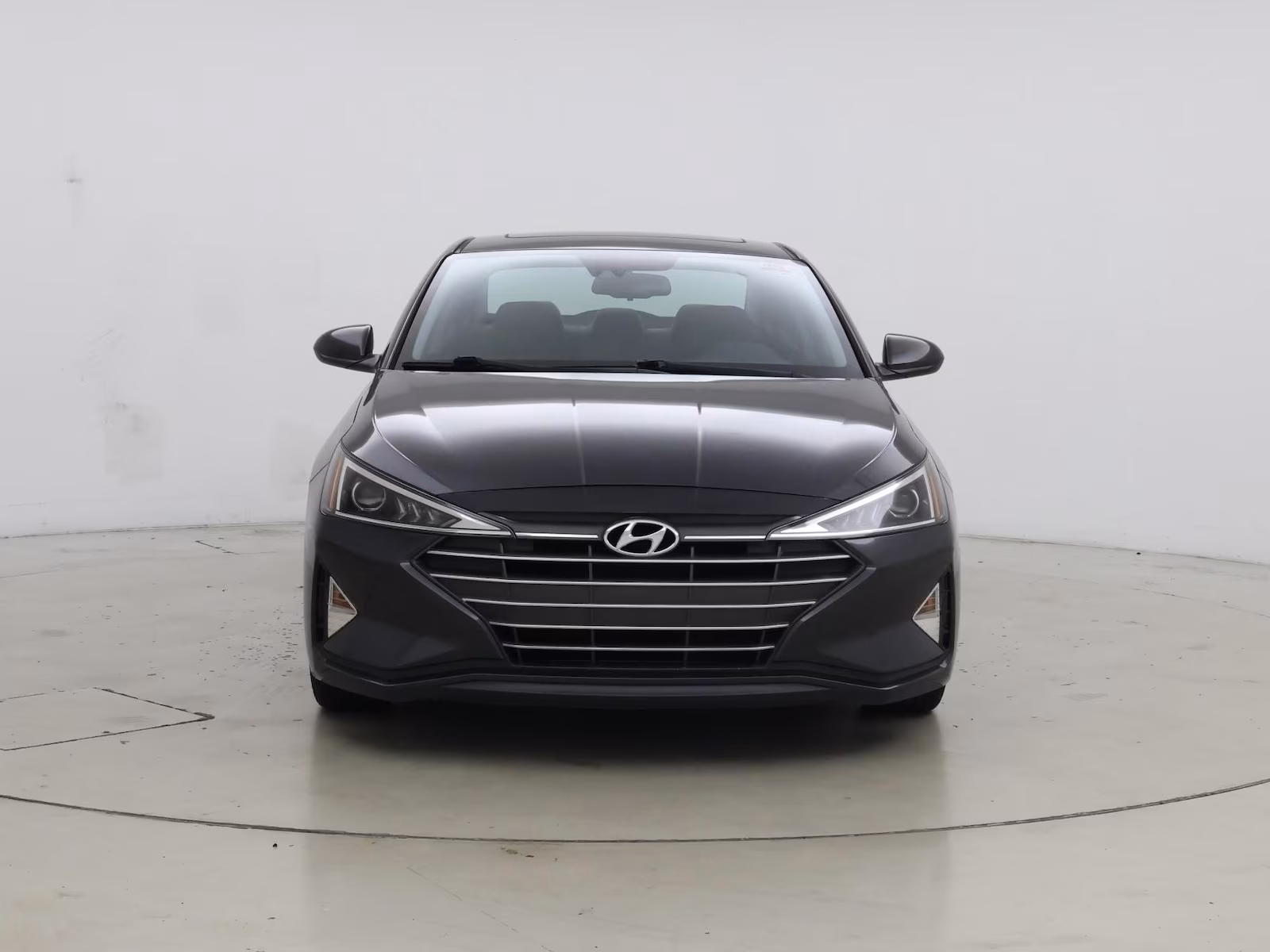 Elantra - Image 2
