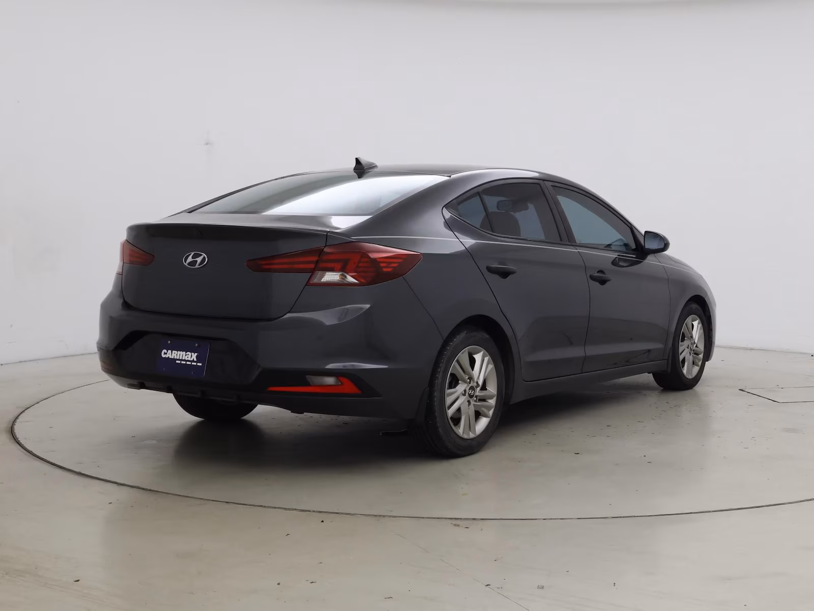 Elantra - Image 12
